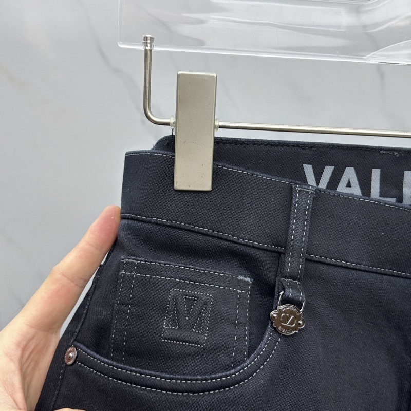 Va1e*ntin0 jeans
